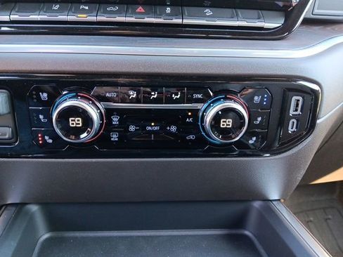 New 2026 GMC Sierra 2500 SLT w/ SLT Premium Package image 16