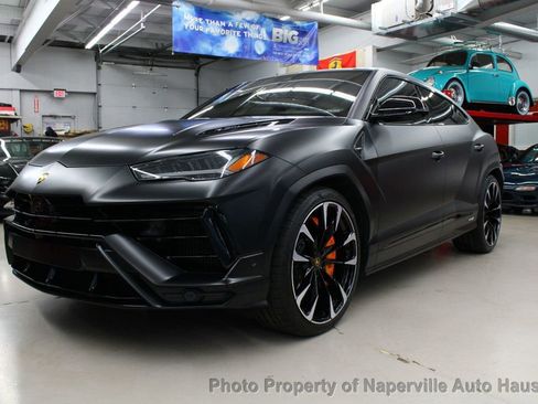 Used 2023 Lamborghini Urus S image 81