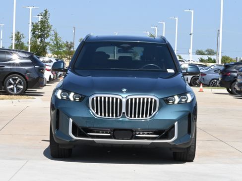 Used 2026 BMW X5 xDrive40i w/ Climate Comfort Package AWD/4WD image 3