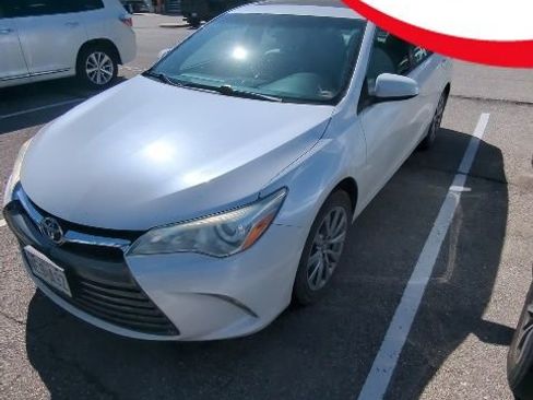 Used 2016 Toyota Camry XLE w/ Moonroof Package image 1