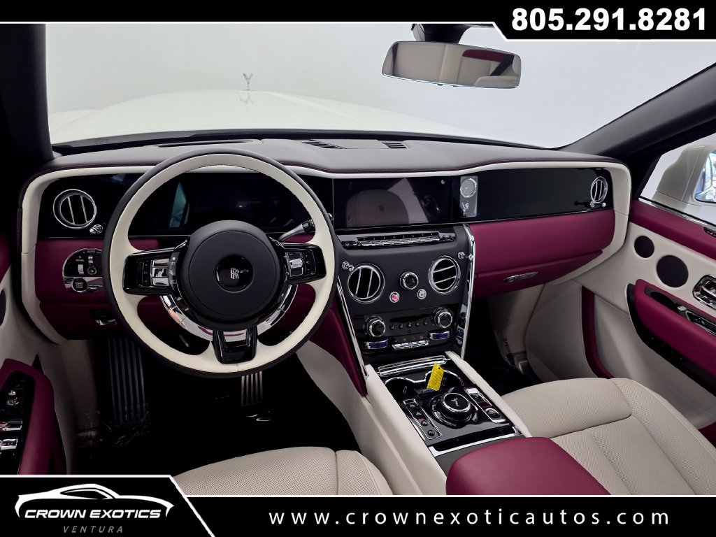 Used 2026 Rolls-Royce Cullinan AWD/4WD image 26