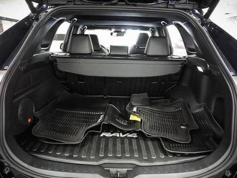 Used 2023 Toyota RAV4 XSE AWD/4WD image 22