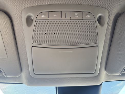 Used 2020 Nissan Rogue SV image 24