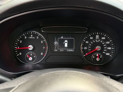 Used 2017 Kia Sorento FWD image 25