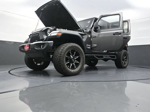 Used 2018 Jeep Wrangler Unlimited Sport AWD/4WD image 40