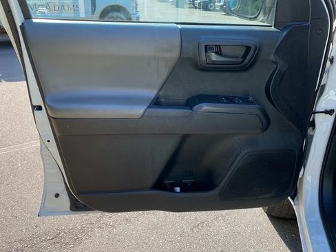 Used 2021 Toyota Tacoma SR RWD image 12