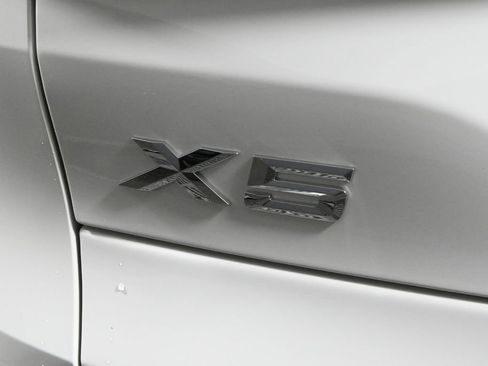 Used 2026 BMW X5 xDrive40i w/ Premium Package image 39