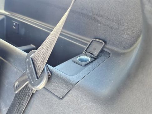 Certified 2024 Ford Expedition XLT image 32