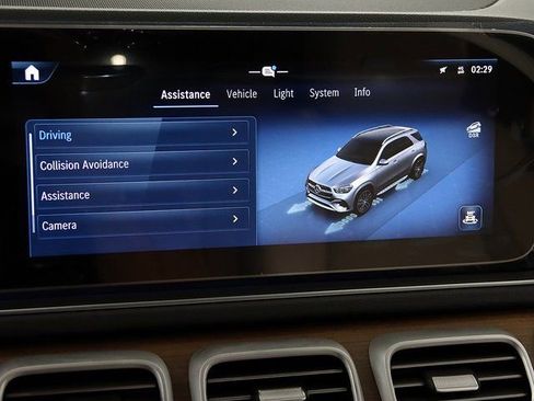 New 2025 Mercedes-Benz GLE 450 4MATIC image 18