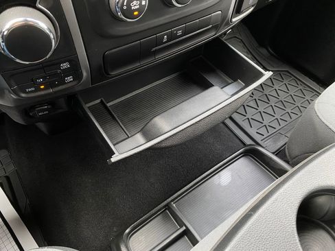 Used 2023 RAM 1500 Classic SLT image 20