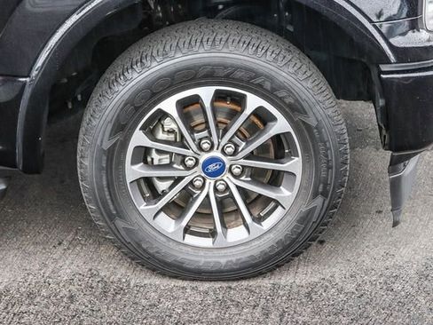 Used 2019 Ford F150 XLT w/ Equipment Group 302A Luxury image 14