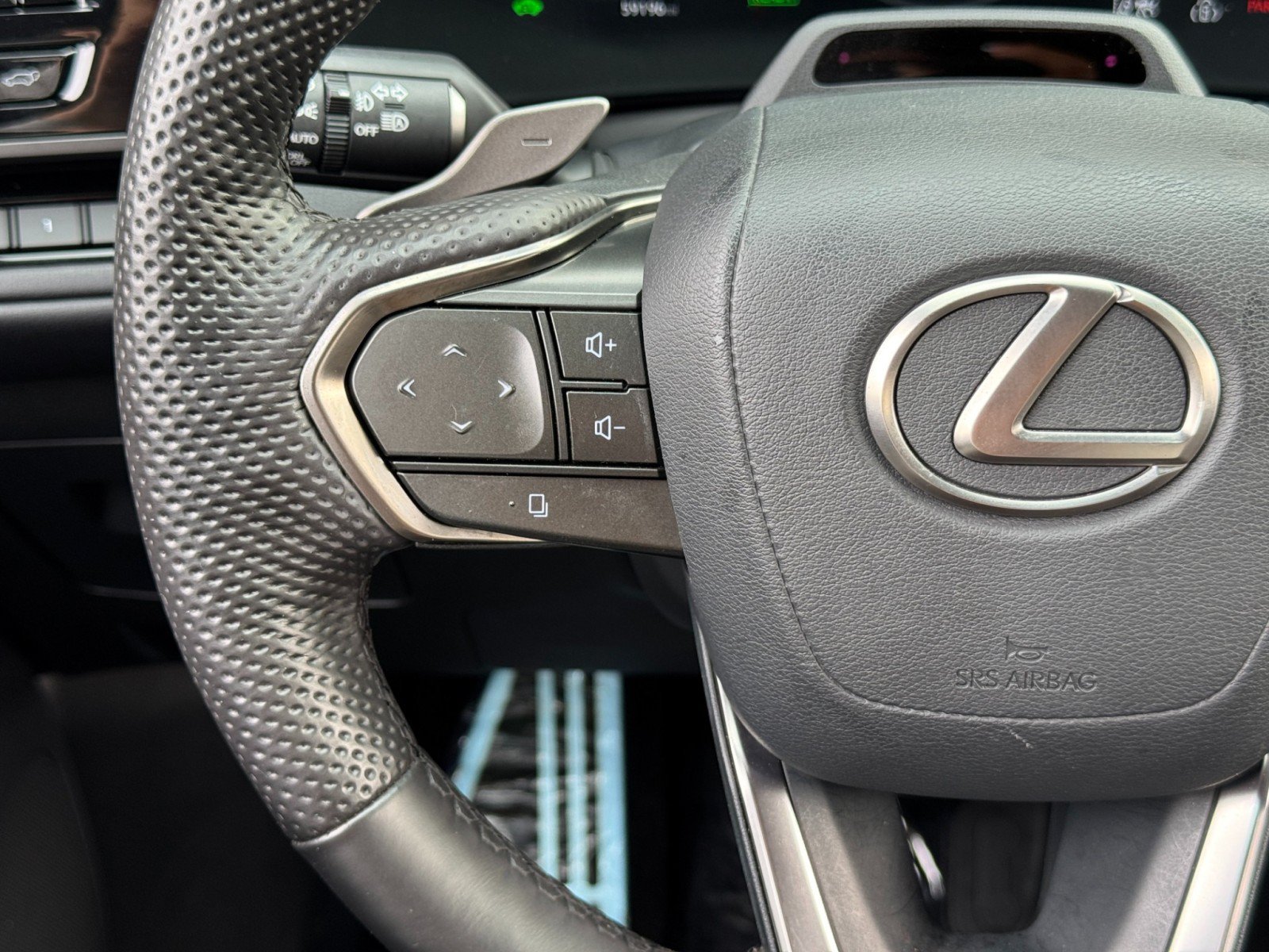 Used 2024 Lexus TX 500h AWD w/ Technology Package image 21