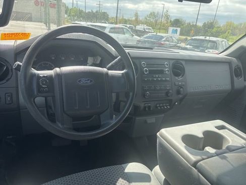 Used 2012 Ford F250 XL w/ PWR Equipment Group AWD/4WD image 8