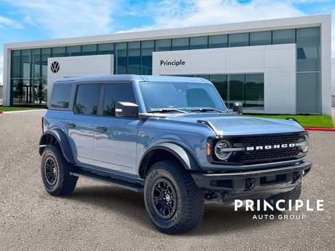 Used 2024 Ford Bronco Wildtrak AWD/4WD image 3