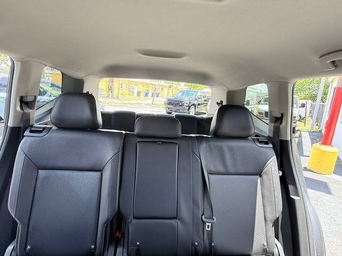 Used 2018 Volkswagen Atlas SE FWD image 12