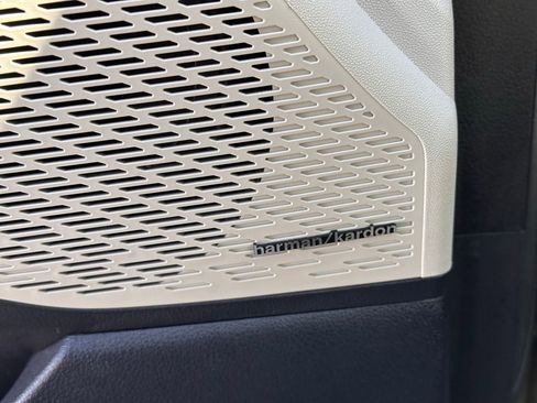 Used 2025 Hyundai Palisade Limited image 31