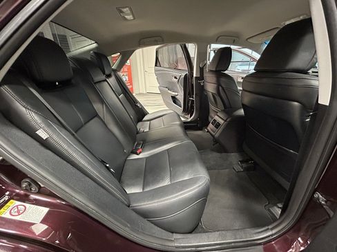 Used 2018 Toyota Avalon XLE image 44