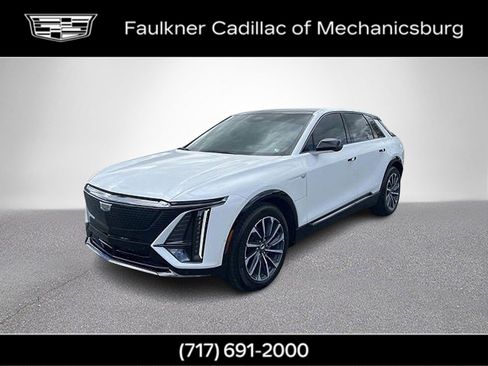 Used 2024 Cadillac Lyriq Sport AWD/4WD image 10