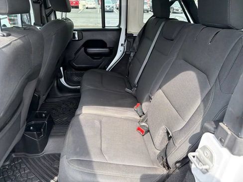 Used 2021 Jeep Wrangler Unlimited Sport AWD/4WD image 18