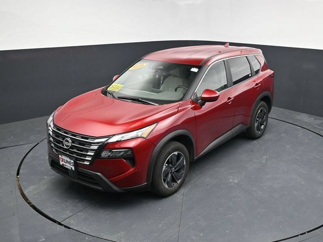 Used 2025 Nissan Rogue SV AWD/4WD image 35