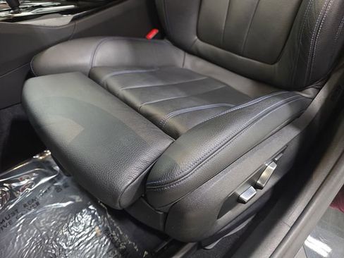 Used 2019 BMW 530i xDrive AWD/4WD image 27