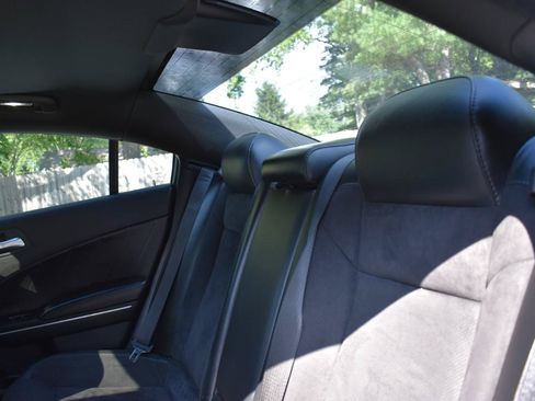 Used 2015 Dodge Charger R/T RWD image 21