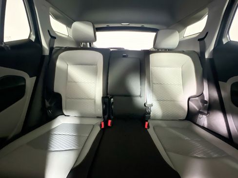 Used 2018 GMC Terrain SLE w/ Driver Convenience Package image 32