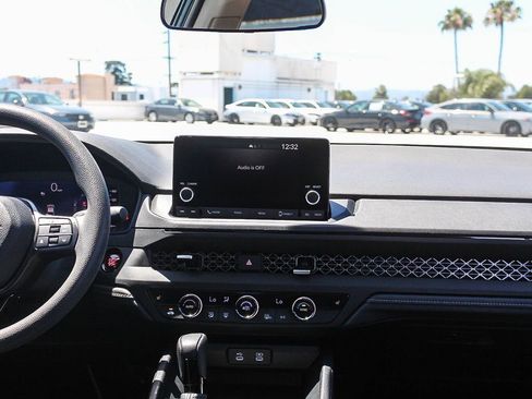 Certified 2023 Honda Accord EX image 14