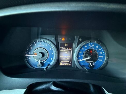 Used 2015 Toyota Sienna XLE Premium image 22