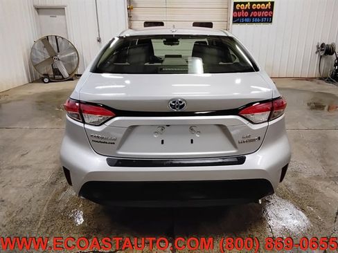 Used 2024 Toyota Corolla Hybrid Sedan image 8