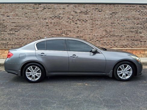 Used 2013 INFINITI G37 Journey w/ Premium Pkg RWD image 6