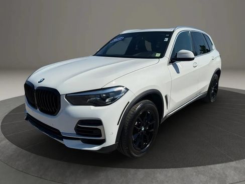 Used 2023 BMW X5 xDrive40i w/ Luxury Seating Package AWD/4WD image 13