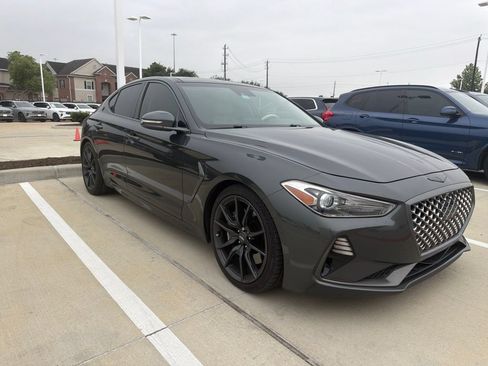 Used 2019 Genesis G70 3.3T Design RWD image 20