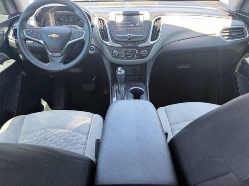 Used 2018 Chevrolet Equinox LS FWD image 26