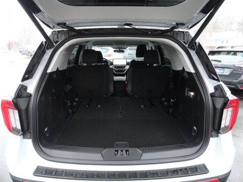 New 2026 Ford Explorer Active image 23