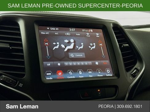 Used 2022 Jeep Cherokee Trailhawk w/ Sound & Nav Group image 16