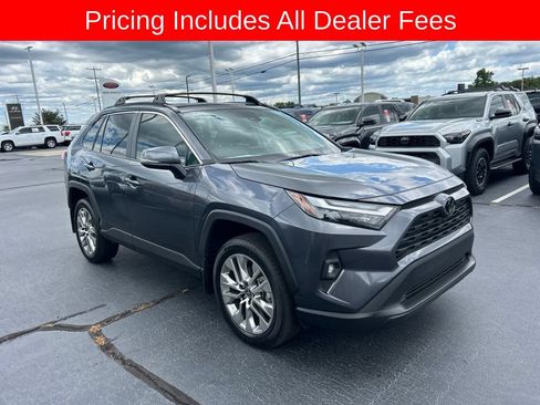 Used 2025 Toyota RAV4 XLE Premium w/ Weather Package FWD image 22