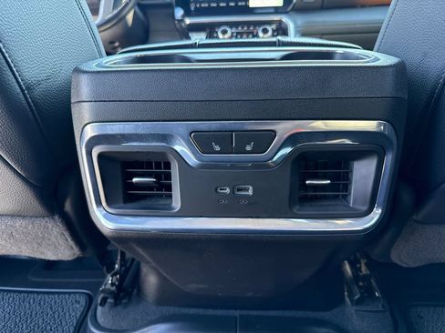 Used 2022 GMC Sierra 1500 Denali AWD/4WD image 25