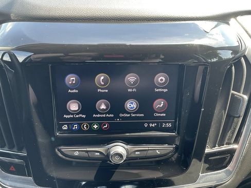 Used 2021 Chevrolet Traverse LS AWD/4WD image 12