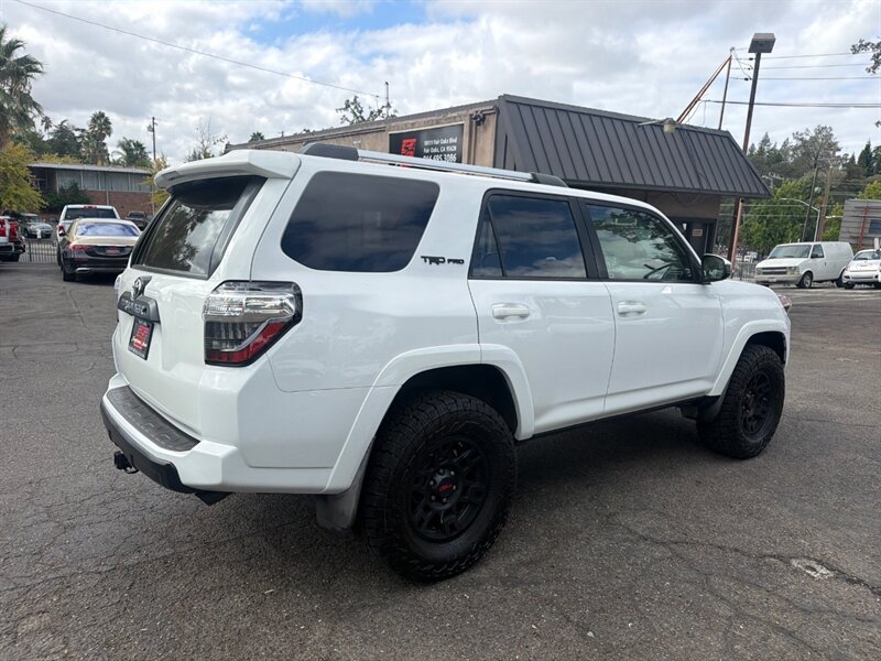 Used 2015 Toyota 4Runner TRD Pro AWD/4WD image 8