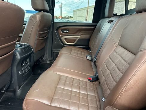 Used 2021 Nissan Titan Platinum Reserve w/ Moonroof Package image 13