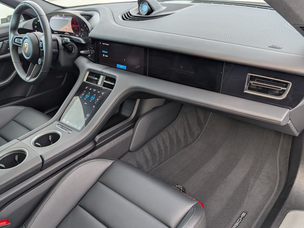 Certified 2025 Porsche Taycan 4S AWD/4WD image 13