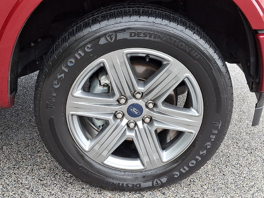 Used 2019 Ford F150 Lariat w/ Equipment Group 502A Luxury AWD/4WD image 11