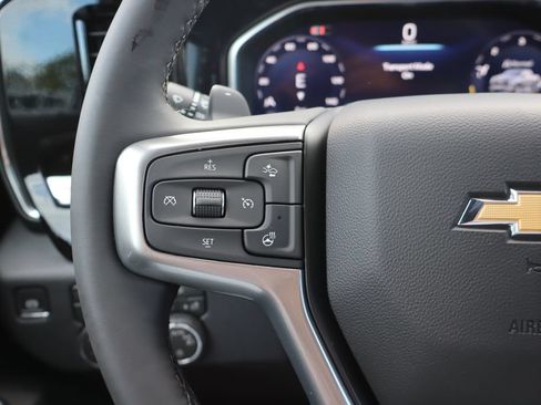 New 2026 Chevrolet Silverado 1500 LT w/ Convenience Package II AWD/4WD image 8
