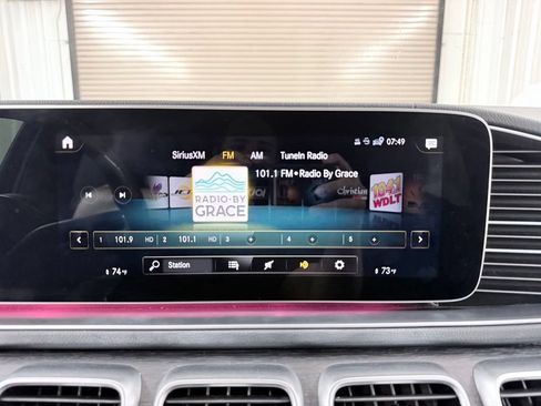 Used 2022 Mercedes-Benz GLS 450 4MATIC image 25