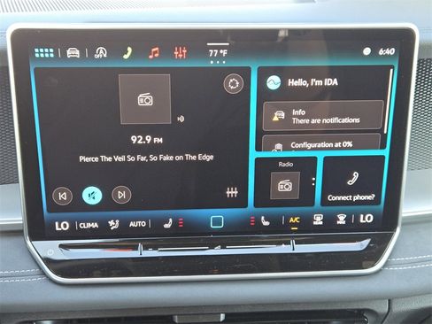 New 2026 Volkswagen Tiguan SE R-Line image 14