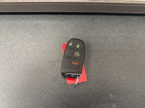 Used 2022 Jeep Compass Limited image 20