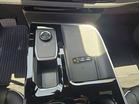 New 2026 Buick Enclave Sport Touring w/ Power Package FWD image 24