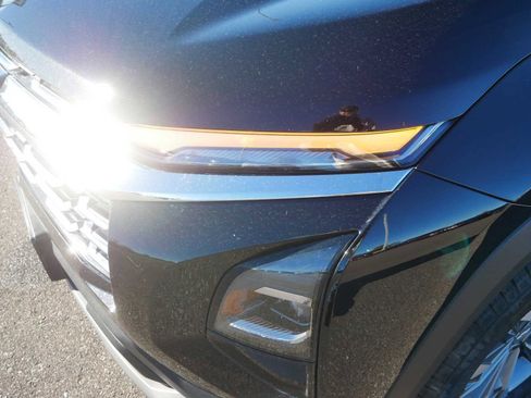 Used 2025 Chevrolet Equinox LT image 15