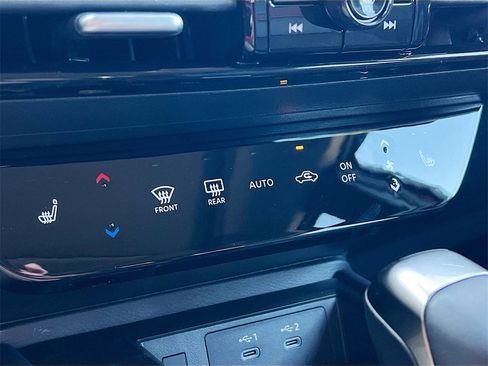 New 2025 Nissan Kicks SR w/ SR Premium Package image 13